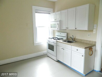 3 Saint Timothys Ln unit 3, Catonsville, MD 21228 - photo 2