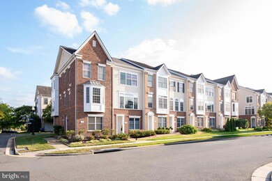 42667 Homefront Terrace, Chantilly, VA 20152 - photo 2