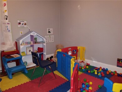 2nd bed on 1st floor also used with day care busin