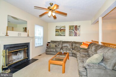 9317 Daly Ct, Laurel, MD 20723 - photo 3