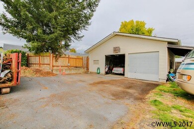 Attached Garage behind the house!