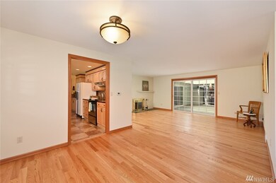 10203 240th Place SW, Edmonds, WA 98020 - photo 7
