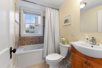 78 Warren St unit 78, Arlington, MA 02474 - photo 7