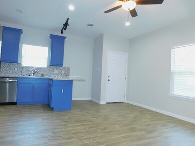 904 W Sealy St unit A, Alvin, TX 77511 - photo 6