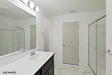 File photo C1416 Mstr bath (2)