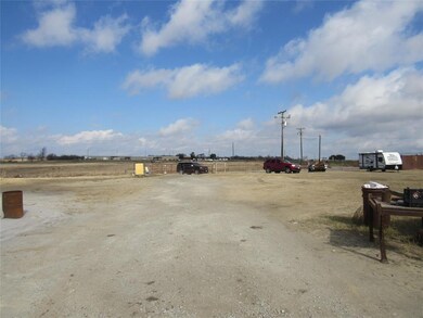2774 Plainview Rd, Sherman, TX 75092 - photo 7