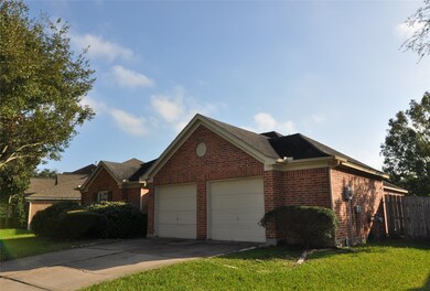 2211 Ridgefield Park Ln, Richmond, TX 77469 - photo 3