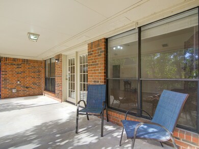 201 Skyview Terrace unit A, Friendswood, TX 77546 - photo 4