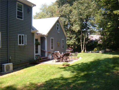 10 Brittney Ln, Warren, RI 02885 - photo 4