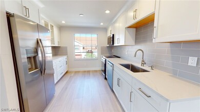 589 Windsor Square unit 202, Naples, FL 34104 - photo 4