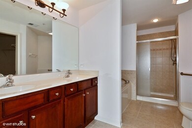 104 E 11th Ave unit 305, Naperville, IL 60563 - photo 3