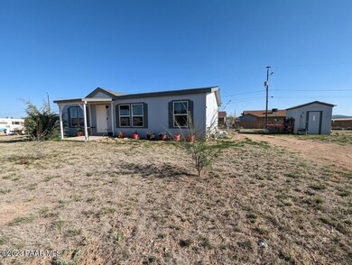 437 W Baja Rd, Paulden, AZ 86334 - photo 2