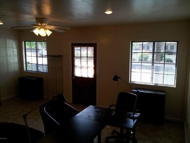 Suite 20 2