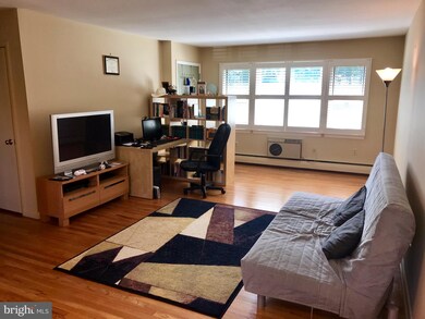 103 Orchard Ave, Hightstown, NJ 08520 - photo 2