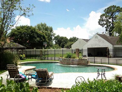 Swimming Pool/Hot Tub/Sauna.