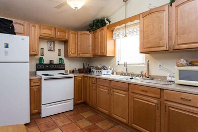 06-1708 Oak St