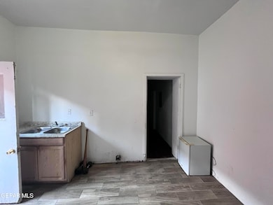 1309 E Yandell Dr unit C, El Paso, TX 79902 - photo 5