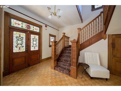 726 NW 22nd Ave, Portland, OR 97210 - photo 5