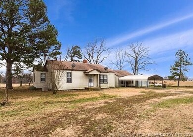 18777 E 581 Rd, Colcord, OK 74338 - photo 2