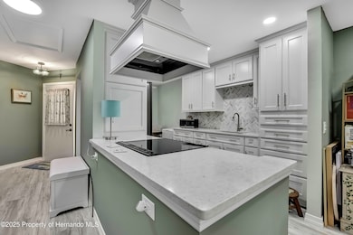 6395 Pinestand Ct (6 of 25)