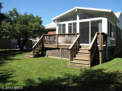 5016 Bangor Dr, Kensington, MD 20895 - photo 3