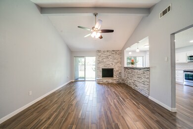 16930 Hibiscus Ln, Friendswood, TX 77546 - photo 7