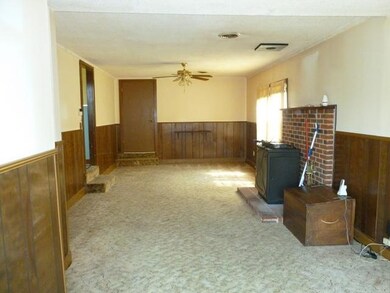 91 Hendrixson Dr, Manchester, TN 37355 - photo 4