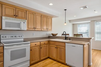105 Winnacunnet Rd unit 2, Hampton, NH 03842 - photo 5