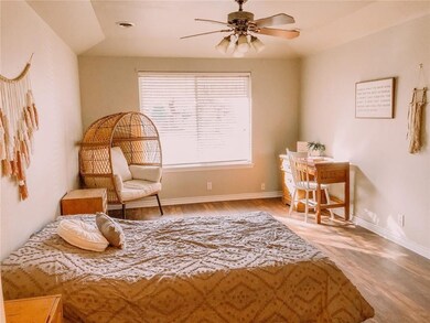 913 S 19th St, Rogers, AR 72758 - photo 6