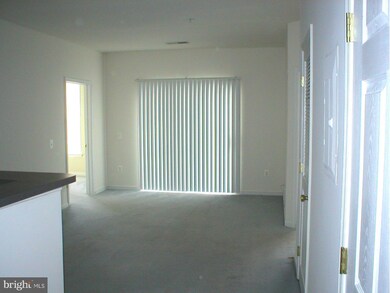 15616 Everglade Ln unit 204, Bowie, MD 20716 - photo 2