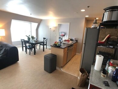 332 Jamaicaway unit 403, Jamaica Plain, MA 02130 - photo 2