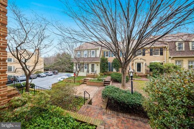 10937 Wickshire Way, Rockville, MD 20852 - photo 4