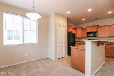 005-Dining_Room-2172275-small