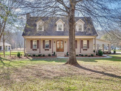 5861 Hidden Oaks Ln, Clover, SC 29710 - photo 3