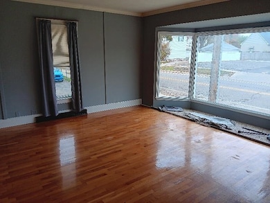 113 N Mckinley Rd, Flushing, MI 48433 - photo 7