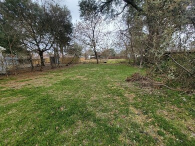 4114 Russell St, Houston, TX 77026 - photo 3
