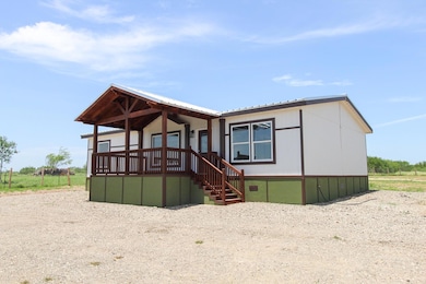 Manufactured / mobile home with a metal roof