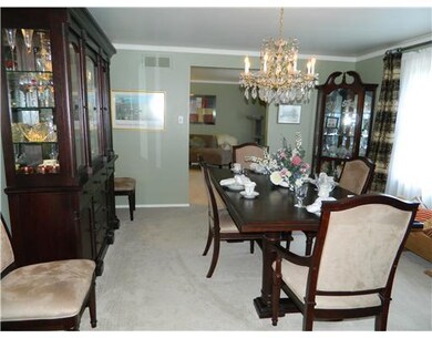 488 Diablo Dr, Pittsburgh, PA 15241 - photo 3