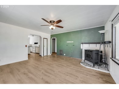 11 Ashland St, Kalama, WA 98625 - photo 3