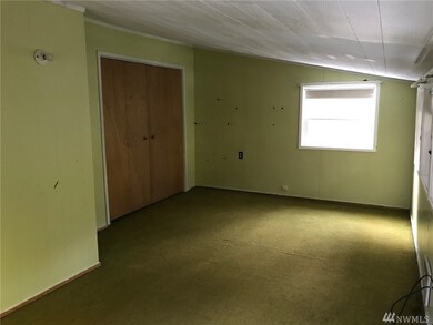 58611 Lumpy Ln E, Enumclaw, WA 98022 - photo 6