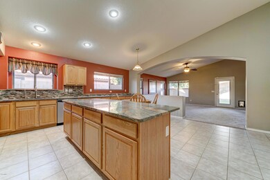 9809 E Obispo Ave-10