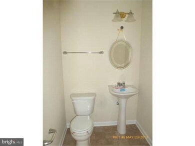 133 Maple Ave unit 1F, Coatesville, PA 19320 - photo 5