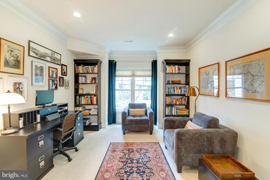 811 Lincoln Ave, Falls Church, VA 22046 - photo 5