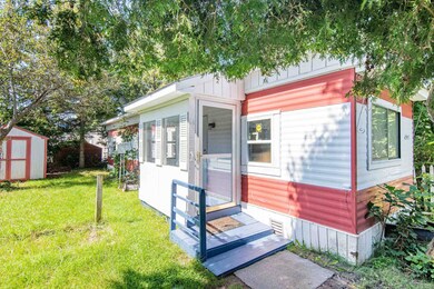 61 Avenue C, Burlington, VT 05408 - photo 2