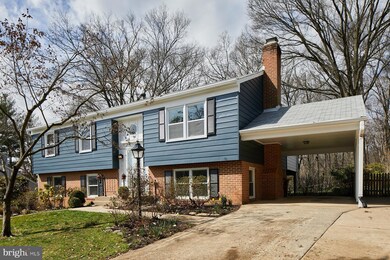 6906 Stoneybrooke Ln, Alexandria, VA 22306 - photo 2