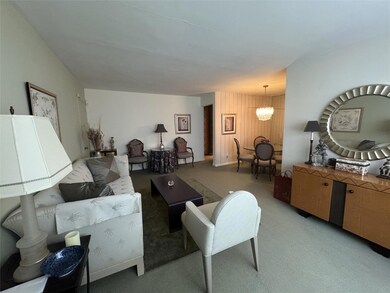 150-35 70th Rd unit 27A, Flushing, NY 11367 - photo 2