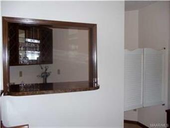Beverage Bar in Great Room