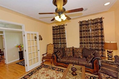 36 Harlau Dr, Schenectady, NY 12302 - photo 4