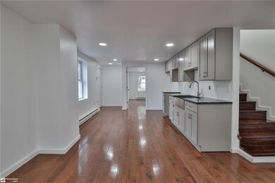 246 E Maple St, Allentown, PA 18109 - photo 7