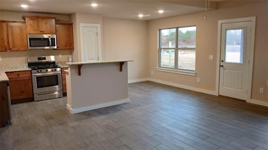 512 Vee St, Centerton, AR 72719 - photo 3